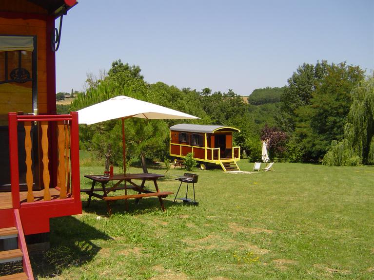 our 2 Gypsy caravans (2 adults & 3 children per unit)  accommodations provides the ideal peaceful location. 